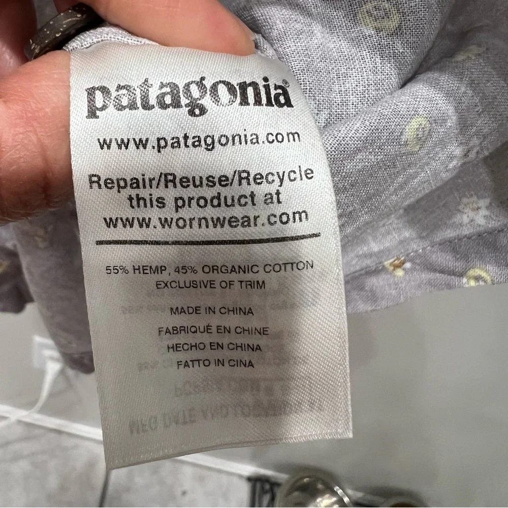 Patagonia Button Down Polo Shirt Men’s Size Large